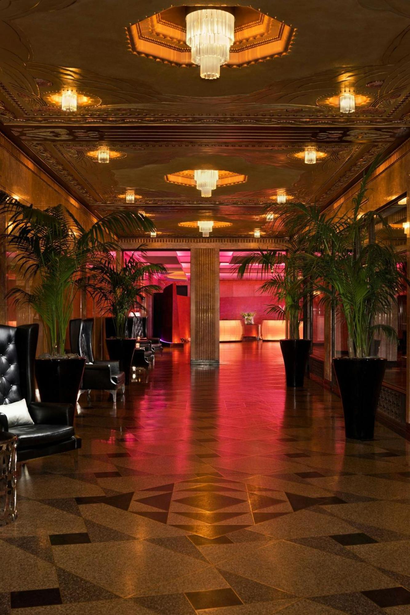 W Minneapolis - The Foshay Exterior foto